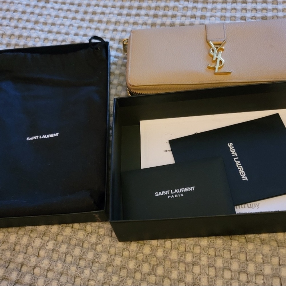 Yves Saint Laurent Blush Leather Long Wallet